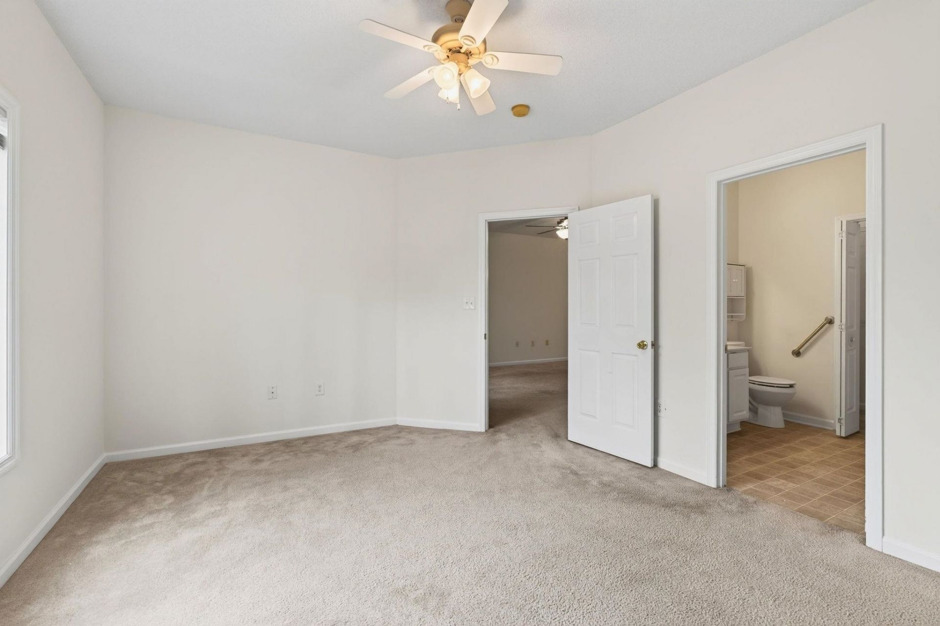 130 Lazy Willow Ln. Photo 13