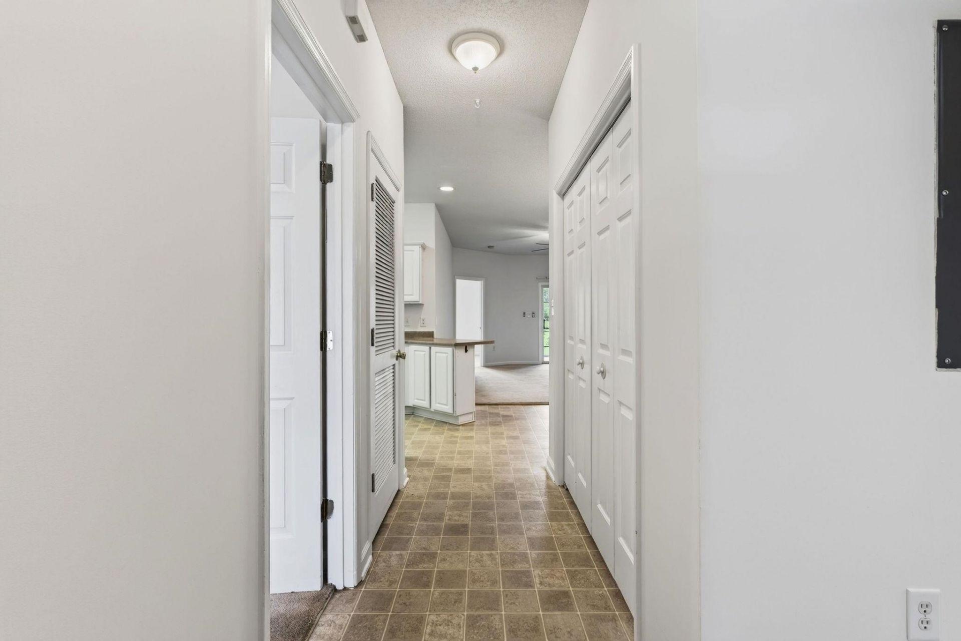 130 Lazy Willow Ln. Photo 16