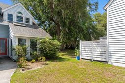 4920 S First St.  photo 4