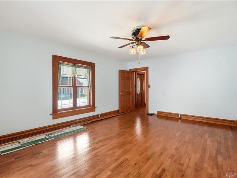 649 E High Street, Springfield, OH 45505 Photo 14