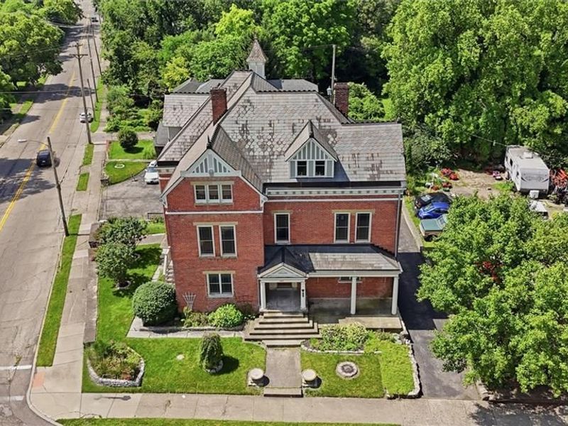 649 E High Street, Springfield, OH 45505 Photo 2