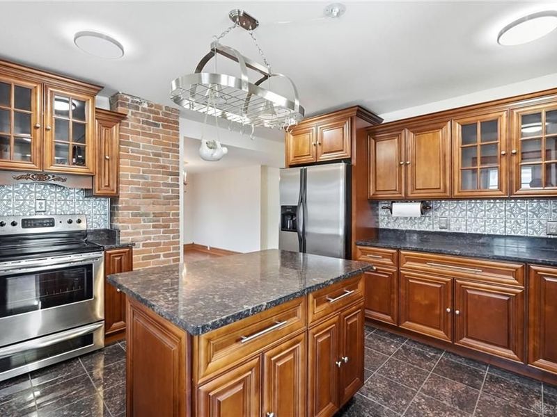 649 E High Street, Springfield, OH 45505 Photo 29