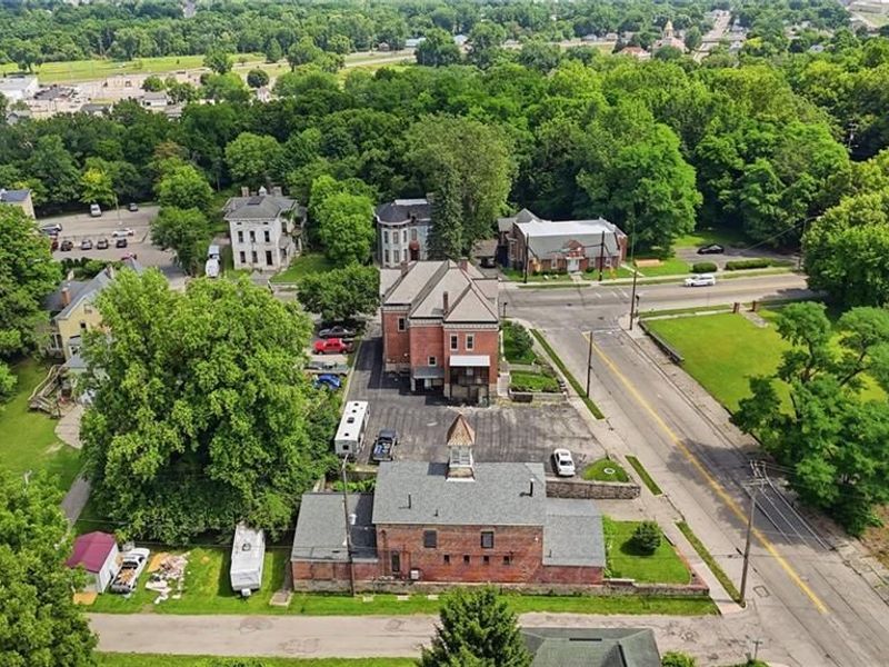 649 E High Street, Springfield, OH 45505 Photo 5