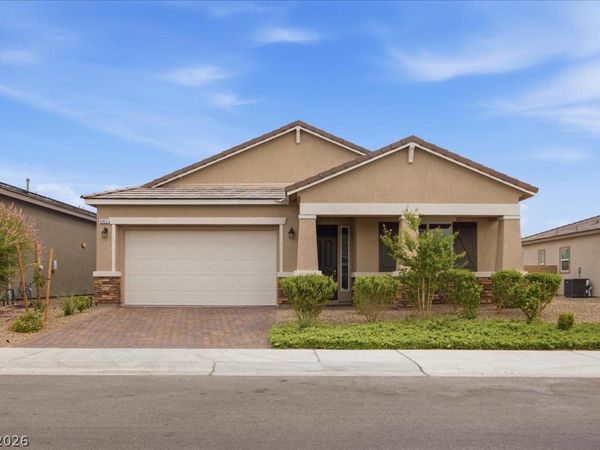 6452 Peace Dove Avenue , Las Vegas, NV 89130