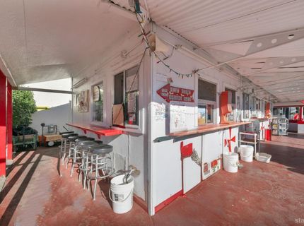 198 Main Street, Bridgeport, CA 93517 Photo