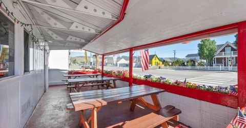 198 Main Street, Bridgeport, CA 93517 Photo