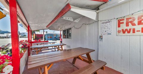198 Main Street, Bridgeport, CA 93517 Photo