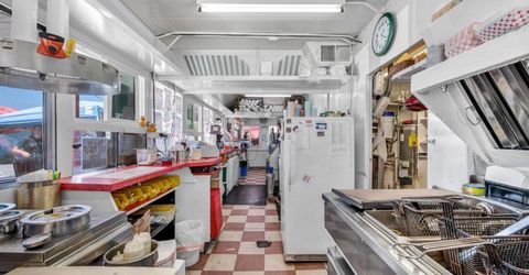 198 Main Street, Bridgeport, CA 93517 Photo