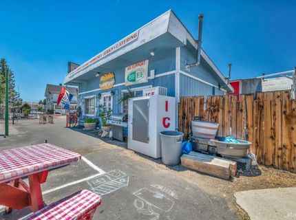 198 Main Street, Bridgeport, CA 93517 Photo