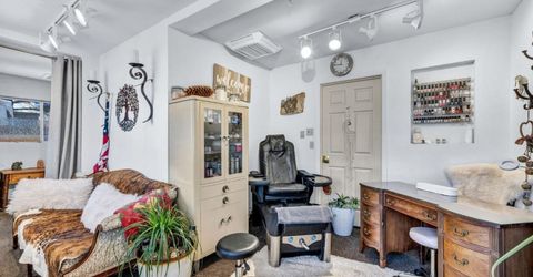 198 Main Street, Bridgeport, CA 93517 Photo