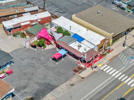 198 Main Street, Bridgeport, CA 93517 Photo