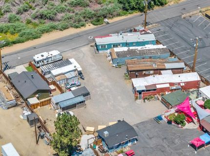 198 Main Street, Bridgeport, CA 93517 Photo