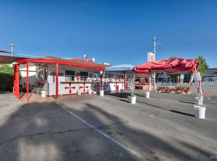 198 Main Street, Bridgeport, CA 93517 Photo
