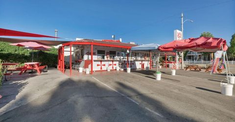 198 Main Street, Bridgeport, CA 93517 Photo