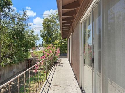 7 S Fairmont Ave, Lodi, CA 95240 Photo