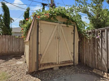 7 S Fairmont Ave, Lodi, CA 95240 Photo