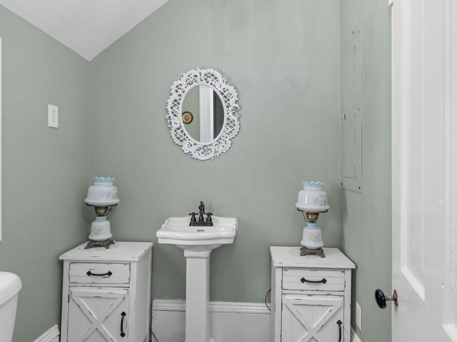 Property Image 37