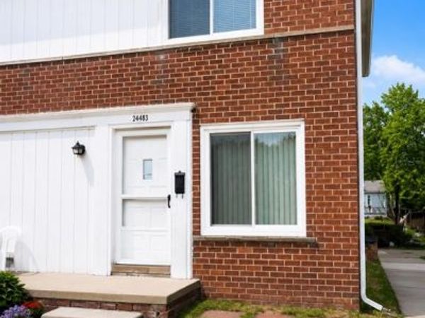 24434 W Chicago, Redford Twp, MI 48239