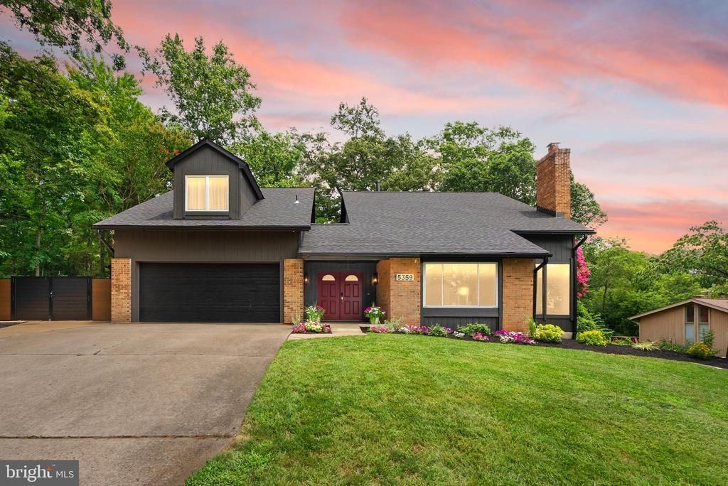 5359 Black Oak Drive, Fairfax, VA 22032 Main Photo