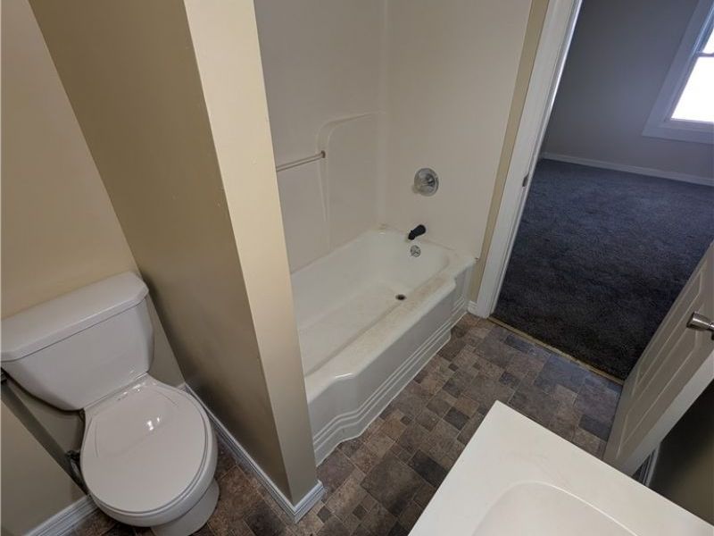 328 Wood Alley, East Liverpool, OH 43920 Photo 13