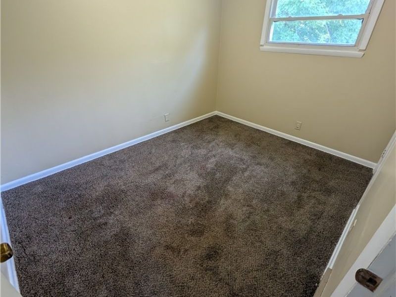 328 Wood Alley, East Liverpool, OH 43920 Photo 14