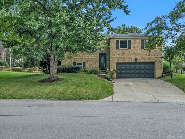 600 Clareridge Lane, Washington TWP, OH 45458