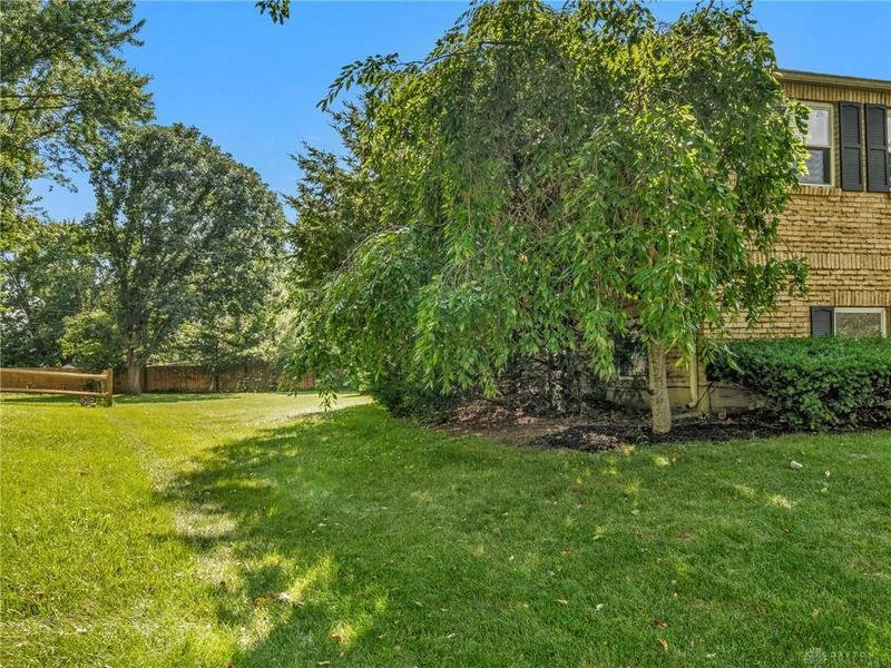 600 Clareridge Lane, Washington Township, OH 45458 Photo 12