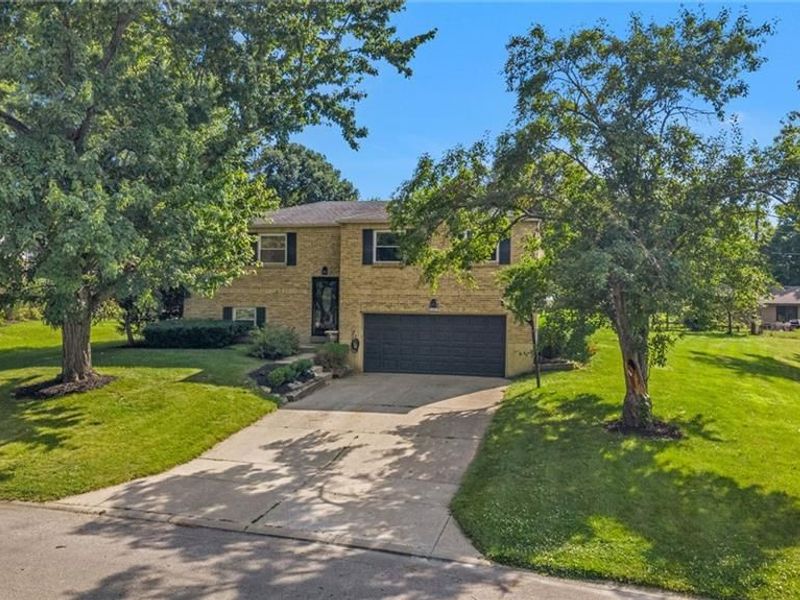 600 Clareridge Lane, Washington Township, OH 45458 Photo 3