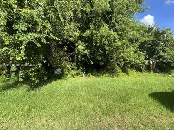 2284 SE Charleston Drive , Port St. Lucie, FL 34952
