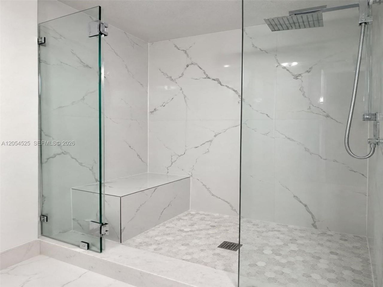 16571 Blatt Blvd, Unit 203, Weston, FL 33326 Photo