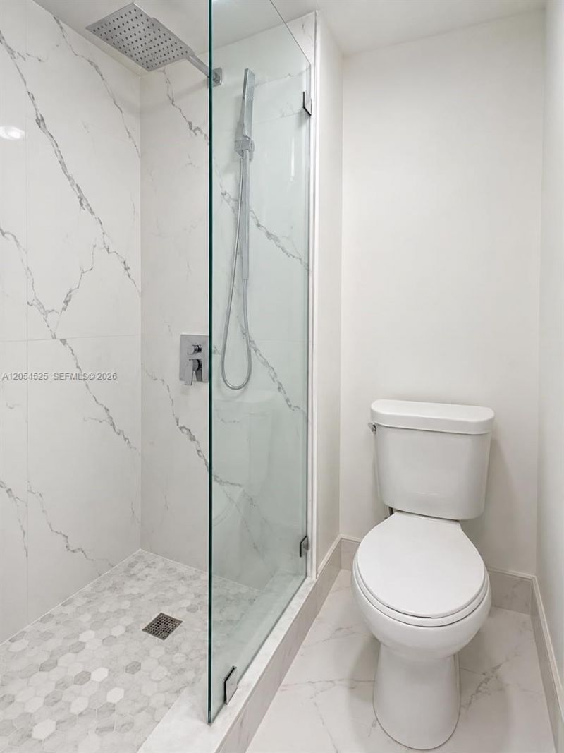 16571 Blatt Blvd, Unit 203, Weston, FL 33326 Photo