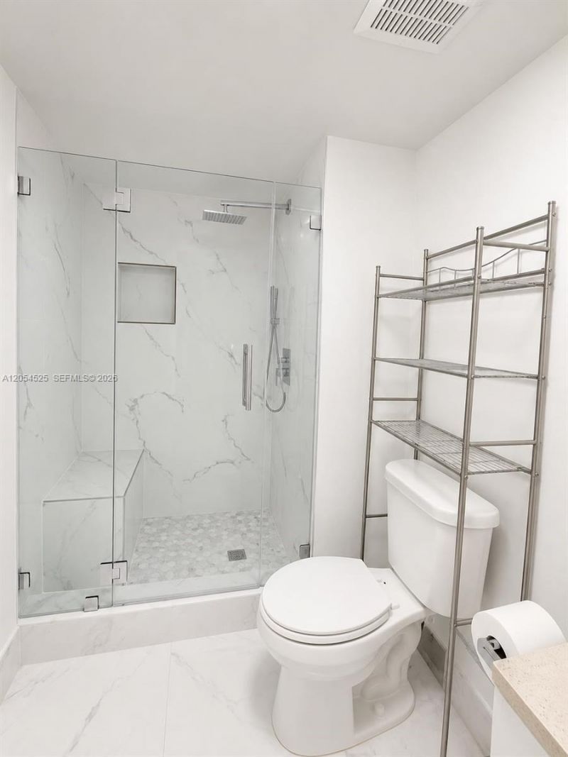 16571 Blatt Blvd, Unit 203, Weston, FL 33326 Photo