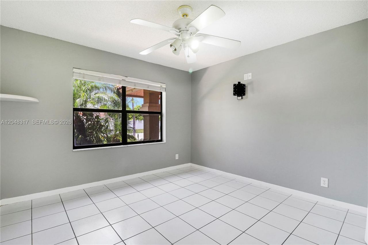 9496 Sun Pointe Dr , Boynton Beach, FL 33437 Photo