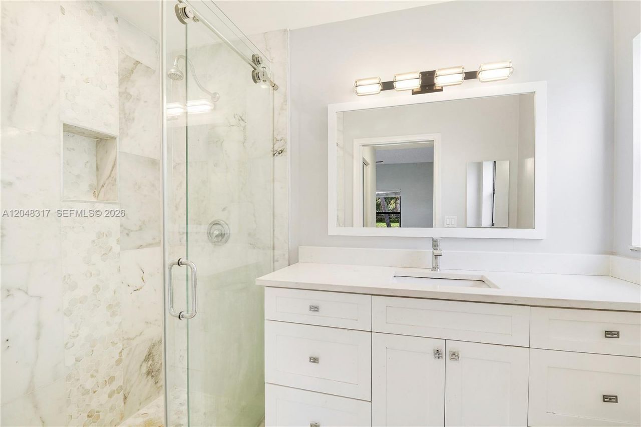 9496 Sun Pointe Dr , Boynton Beach, FL 33437 Photo