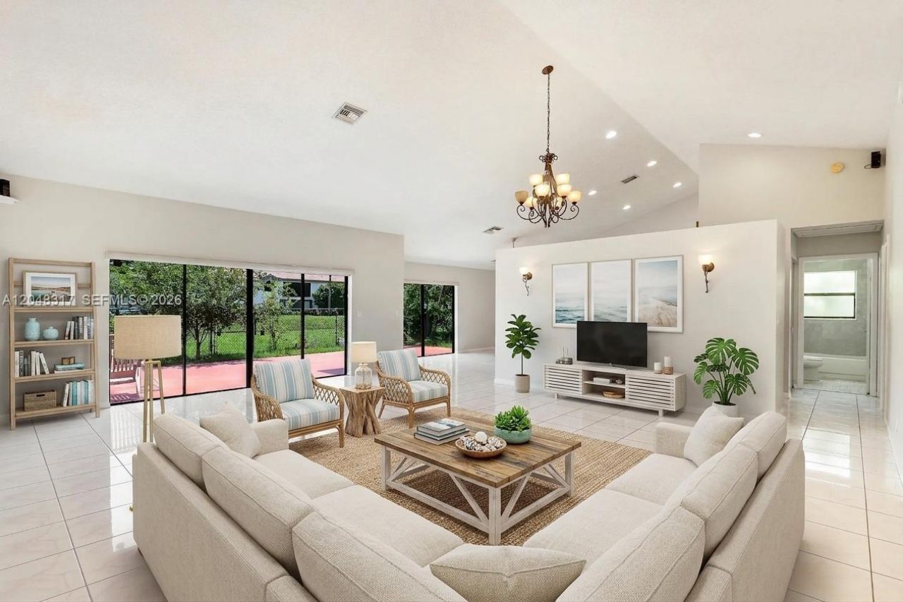 9496 Sun Pointe Dr , Boynton Beach, FL 33437 Photo