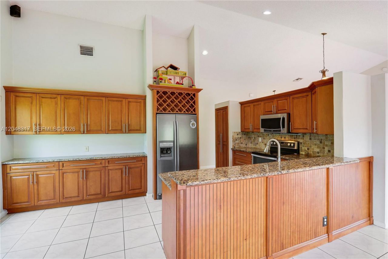 9496 Sun Pointe Dr , Boynton Beach, FL 33437 Photo