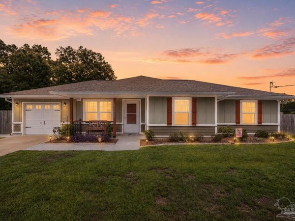 6588 Kembro Rd, Milton, FL 32570
