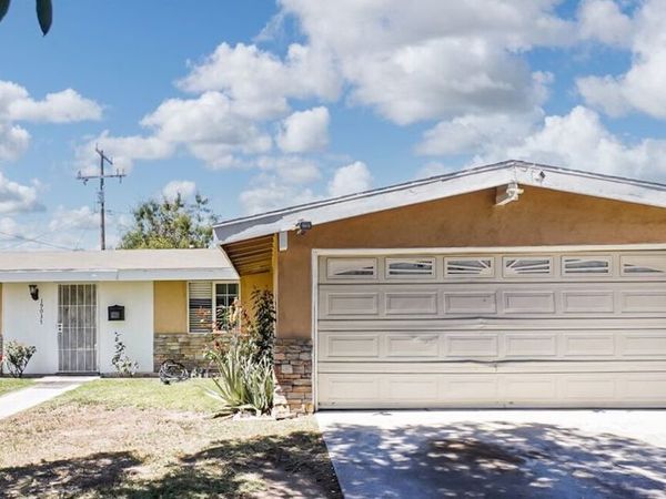 19037 Wellhaven Street, Santa Clarita, CA 91351