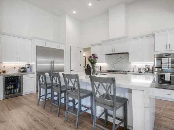 655 Hamilton Lane, Escondido, CA 92029