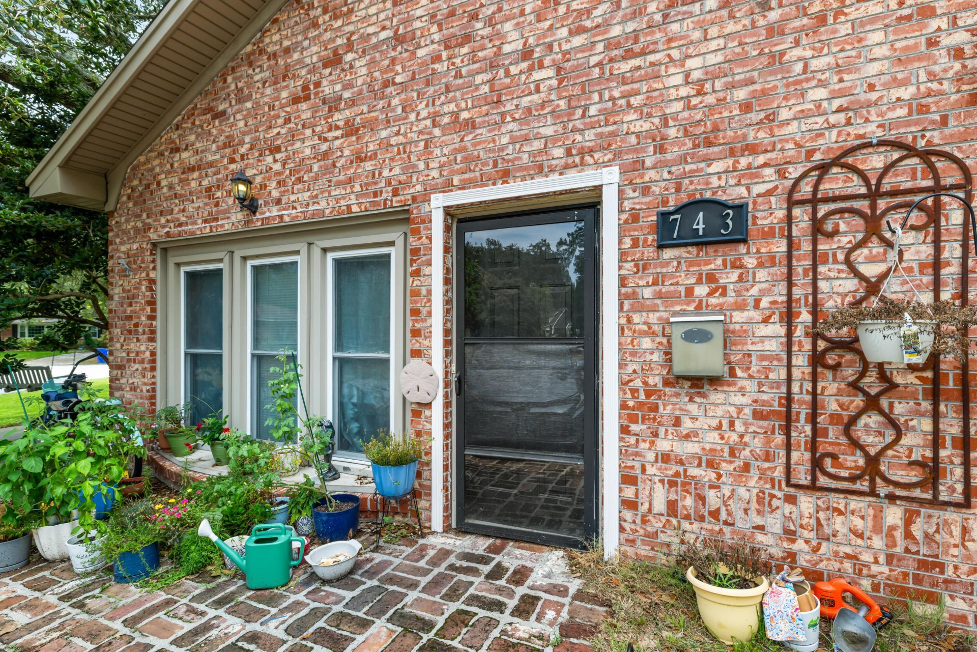 743 Waterloo Street Photo 39