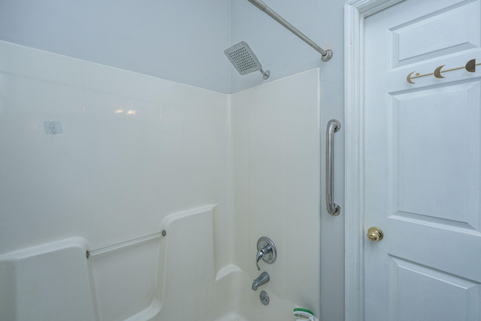 743 Waterloo Street Photo 45