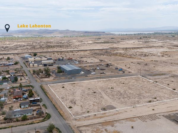 1635 Lake Avenue, Silver Springs, NV 89429