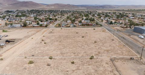 1635 Lake Avenue, Silver Springs, NV 89429 Photo