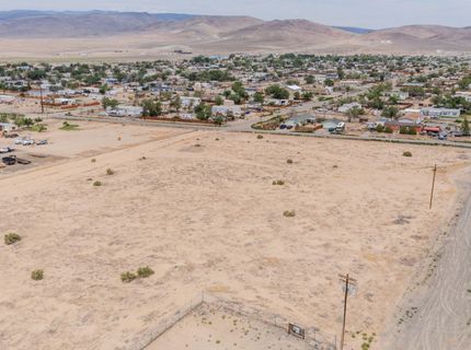 1635 Lake Avenue, Silver Springs, NV 89429 Photo