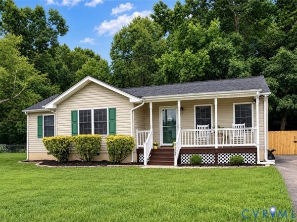 5725 Fox Hunt Trail , South Chesterfield, VA 23803