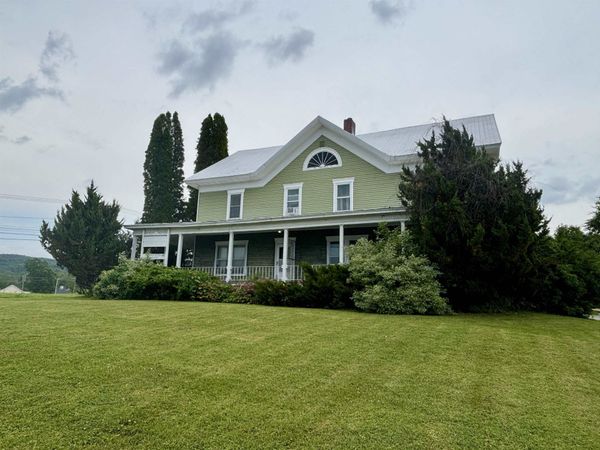 6 Fairfield Hill Road, St. Albans Town, VT 05478