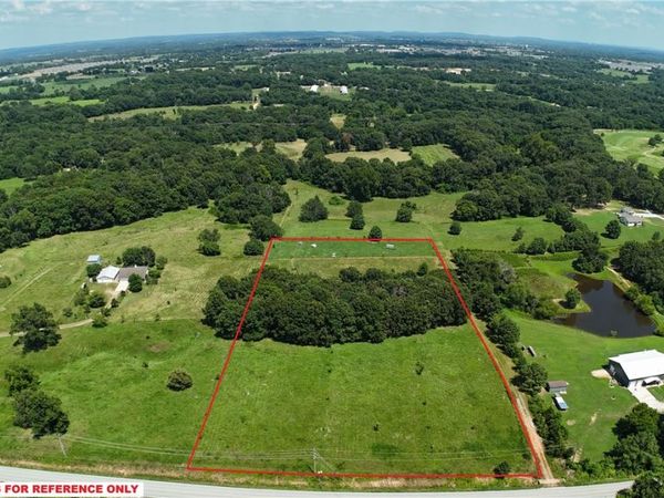 Jack Crabtree Road, Bentonville, AR 72712