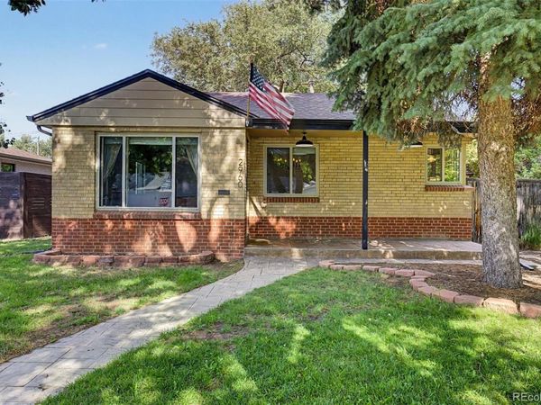 2960 S Corona Street, Englewood, CO 80113