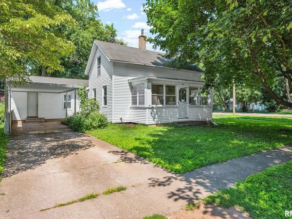202 S LOGAN Street, Mason City, IL 62664