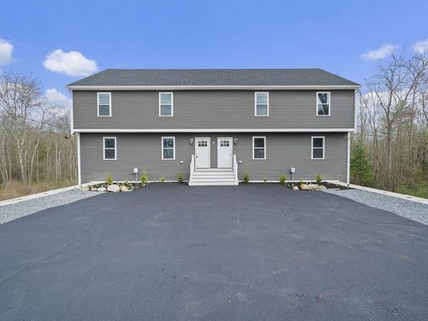 13 Broadway, Unit 2, Raynham, MA 02767